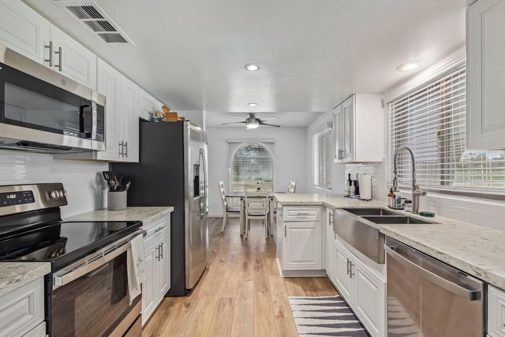 New Remodeled Home On Golf Course Mesa Exterior foto